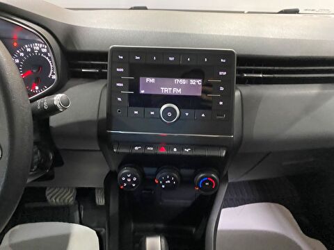 2021 Benzin Otomatik Renault Clio Mavi Gürel Tasarım Aksesuar Otomotiv San. Tic. Ltd. Şti.