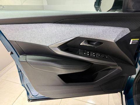 2025 Benzin Otomatik Peugeot 3008 Mavi Gürel Tasarım Aksesuar Otomotiv San. Tic. Ltd. Şti.