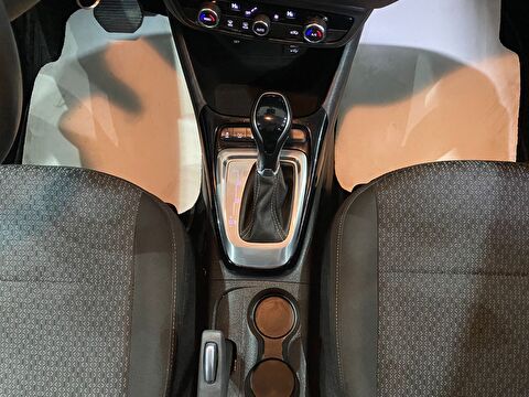 2024 Benzin Otomatik Opel Crossland Beyaz Gürel Tasarım Aksesuar Otomotiv San. Tic. Ltd. Şti.