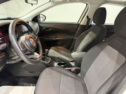 2024 Dizel Manuel Fiat Egea Beyaz Gürel Tasarım Aksesuar Otomotiv San. Tic. Ltd. Şti.