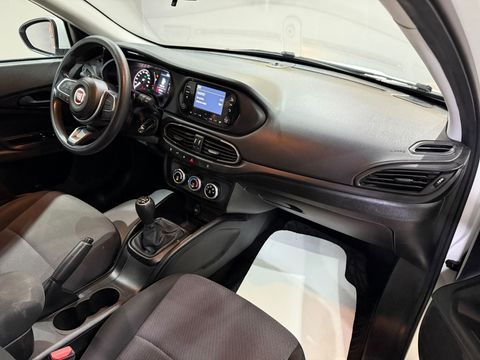 2024 Dizel Manuel Fiat Egea Beyaz Gürel Tasarım Aksesuar Otomotiv San. Tic. Ltd. Şti.