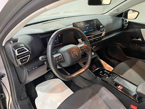 2025 Benzin Otomatik Citroen C4 X Gri Gürel Tasarım Aksesuar Otomotiv San. Tic. Ltd. Şti.