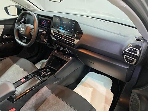 2025 Benzin Otomatik Citroen C4 X Gri Gürel Tasarım Aksesuar Otomotiv San. Tic. Ltd. Şti.