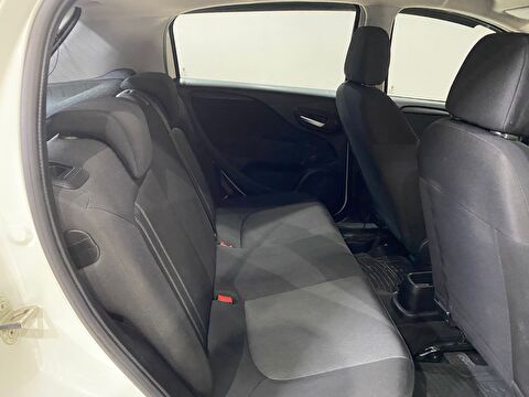 2014 Benzin Manuel Fiat Punto Beyaz Gürel Tasarım Aksesuar Otomotiv San. Tic. Ltd. Şti.