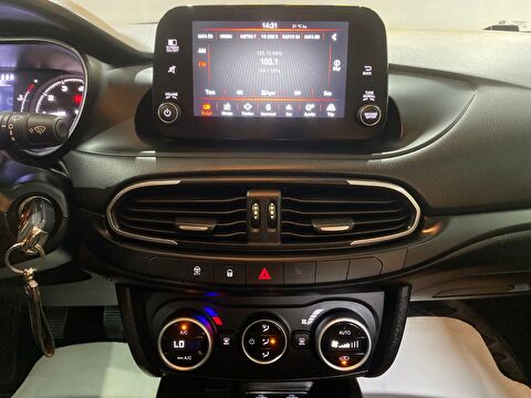 2022 Benzin Manuel Fiat Egea Turuncu Gürel Tasarım Aksesuar Otomotiv San. Tic. Ltd. Şti.