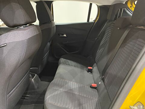 2021 Benzin Otomatik Peugeot 208 Sarı Gürel Tasarım Aksesuar Otomotiv San. Tic. Ltd. Şti.