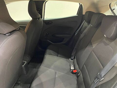 2022 Benzin Manuel Renault Clio Beyaz Gürel Tasarım Aksesuar Otomotiv San. Tic. Ltd. Şti.