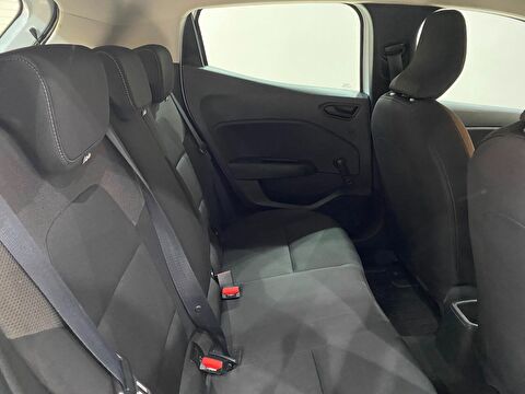 2022 Benzin Manuel Renault Clio Beyaz Gürel Tasarım Aksesuar Otomotiv San. Tic. Ltd. Şti.