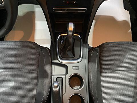 2021 Benzin Otomatik Renault Megane Beyaz Gürel Tasarım Aksesuar Otomotiv San. Tic. Ltd. Şti.