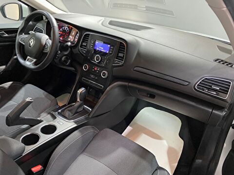 2021 Benzin Otomatik Renault Megane Beyaz Gürel Tasarım Aksesuar Otomotiv San. Tic. Ltd. Şti.