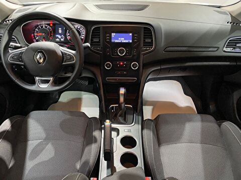 2021 Benzin Otomatik Renault Megane Beyaz Gürel Tasarım Aksesuar Otomotiv San. Tic. Ltd. Şti.