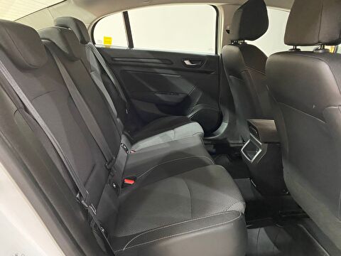 2021 Benzin Otomatik Renault Megane Beyaz Gürel Tasarım Aksesuar Otomotiv San. Tic. Ltd. Şti.
