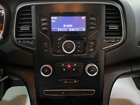 2021 Benzin Otomatik Renault Megane Beyaz Gürel Tasarım Aksesuar Otomotiv San. Tic. Ltd. Şti.