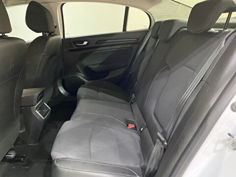 2021 Benzin Otomatik Renault Megane Beyaz Gürel Tasarım Aksesuar Otomotiv San. Tic. Ltd. Şti.