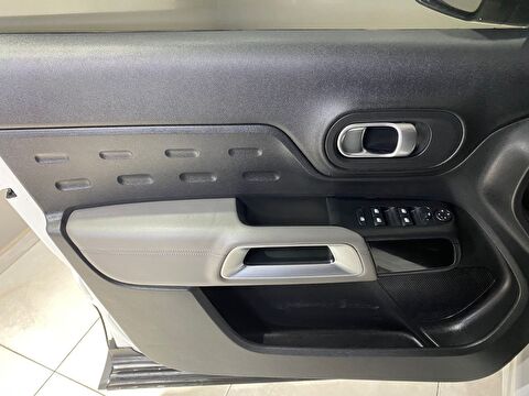 2020 Benzin Otomatik Citroen C5 AirCross Beyaz Gürel Tasarım Aksesuar Otomotiv San. Tic. Ltd. Şti.