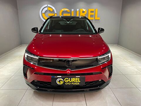 2024 Benzin Otomatik Opel Grandland Kırmızı Gürel Tasarım Aksesuar Otomotiv San. Tic. Ltd. Şti.