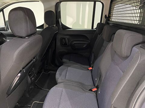 2025 Dizel Otomatik Fiat Doblo Combi Gri Gürel Tasarım Aksesuar Otomotiv San. Tic. Ltd. Şti.