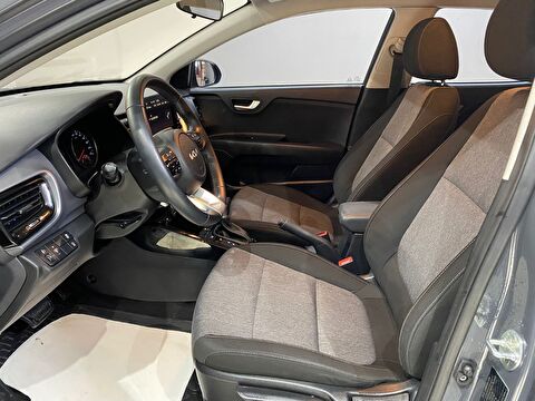 2022 Benzin Otomatik Kia Stonic Gri Gürel Tasarım Aksesuar Otomotiv San. Tic. Ltd. Şti.
