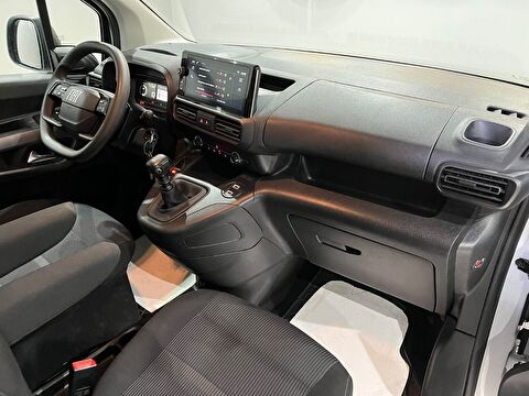 2025 Dizel Manuel Fiat Doblo Beyaz Gürel Tasarım Aksesuar Otomotiv San. Tic. Ltd. Şti.