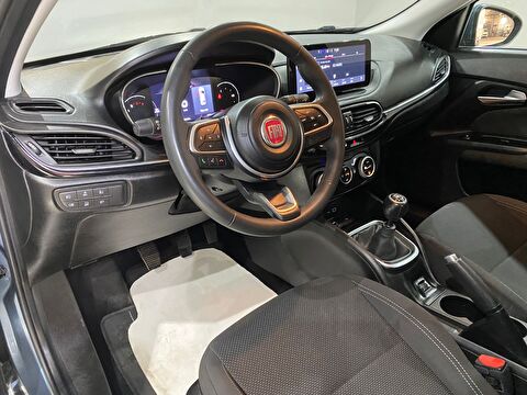 2023 Benzin Manuel Fiat Egea Mavi Gürel Tasarım Aksesuar Otomotiv San. Tic. Ltd. Şti.