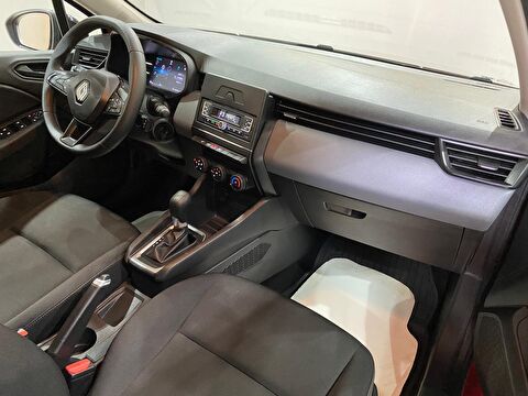 2023 Benzin Otomatik Renault Clio Kırmızı Gürel Tasarım Aksesuar Otomotiv San. Tic. Ltd. Şti.