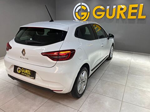 2022 Benzin Otomatik Renault Clio Beyaz Gürel Tasarım Aksesuar Otomotiv San. Tic. Ltd. Şti.