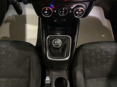2021 Benzin Manuel Fiat Egea Cross Beyaz Gürel Tasarım Aksesuar Otomotiv San. Tic. Ltd. Şti.