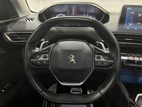 TaksitliOto.Net | 2.El Peugeot 3008 Crossover 1.5 BlueHDI Active Life Sky Pack EAT6 | Otomatik & Dizel | Kırmızı | İzmir.2el 2020 Dizel Otomatik Peugeot 3008 Kırmızı Gürel Tasarım Aksesuar Otomotiv San. Tic. Ltd. Şti.