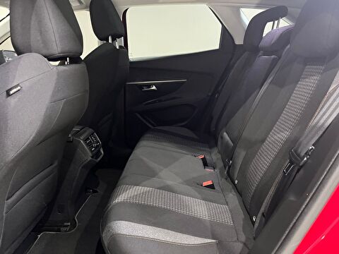 TaksitliOto.Net | 2.El Peugeot 3008 Crossover 1.5 BlueHDI Active Life Sky Pack EAT6 | Otomatik & Dizel | Kırmızı | İzmir.2el 2020 Dizel Otomatik Peugeot 3008 Kırmızı Gürel Tasarım Aksesuar Otomotiv San. Tic. Ltd. Şti.