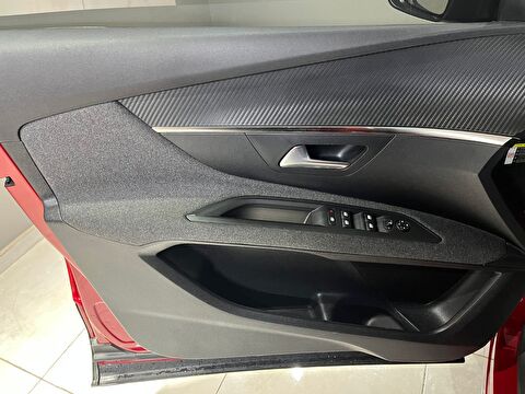 TaksitliOto.Net | 2.El Peugeot 3008 Crossover 1.5 BlueHDI Active Life Sky Pack EAT6 | Otomatik & Dizel | Kırmızı | İzmir.2el 2020 Dizel Otomatik Peugeot 3008 Kırmızı Gürel Tasarım Aksesuar Otomotiv San. Tic. Ltd. Şti.
