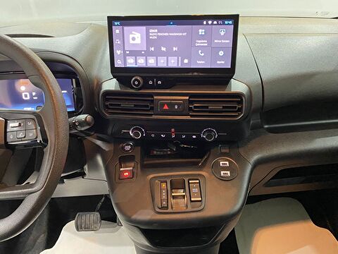 2024 Dizel Otomatik Citroen Berlingo Beyaz Gürel Tasarım Aksesuar Otomotiv San. Tic. Ltd. Şti.