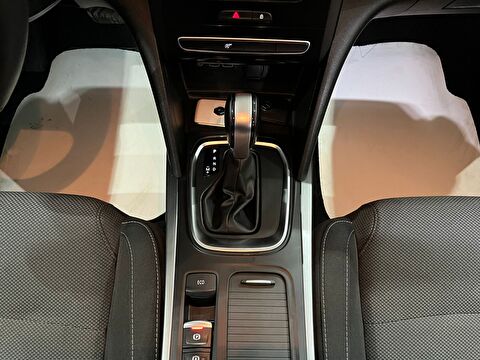 2023 Benzin Otomatik Renault Megane Gri Gürel Tasarım Aksesuar Otomotiv San. Tic. Ltd. Şti.