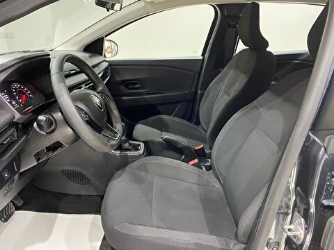 2023 Benzin Otomatik Renault Taliant Gri Gürel Tasarım Aksesuar Otomotiv San. Tic. Ltd. Şti.