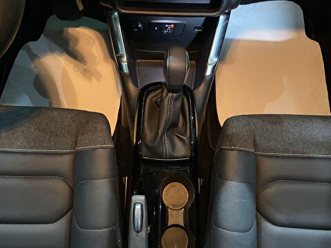 2023 Benzin Otomatik Citroen C3 AirCross Gri Gürel Tasarım Aksesuar Otomotiv San. Tic. Ltd. Şti.
