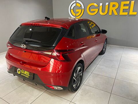 2021 Benzin Otomatik Hyundai i20 Kırmızı Gürel Tasarım Aksesuar Otomotiv San. Tic. Ltd. Şti.