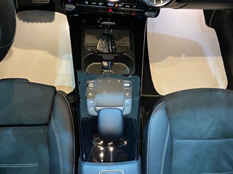 2022 Benzin Otomatik Mercedes-Benz CLA Gri Gürel Tasarım Aksesuar Otomotiv San. Tic. Ltd. Şti.