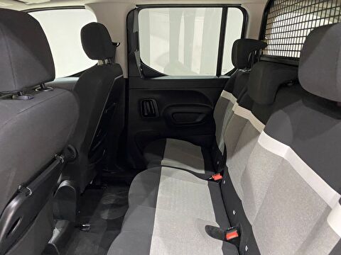 2026 Dizel Otomatik Citroen Berlingo Gri Gürel Tasarım Aksesuar Otomotiv San. Tic. Ltd. Şti.