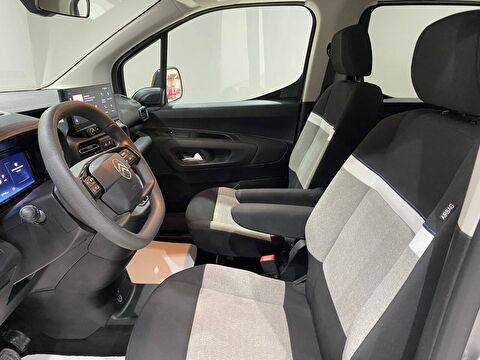 2026 Dizel Otomatik Citroen Berlingo Gri Gürel Tasarım Aksesuar Otomotiv San. Tic. Ltd. Şti.