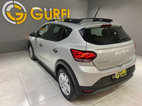 2023 Benzin Otomatik Dacia Sandero Gri Gürel Tasarım Aksesuar Otomotiv San. Tic. Ltd. Şti.