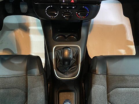 2020 Benzin Manuel Citroen C3 Kırmızı Gürel Tasarım Aksesuar Otomotiv San. Tic. Ltd. Şti.