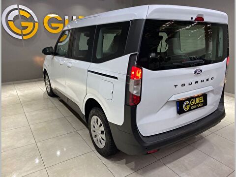 2024 Dizel Manuel Ford Tourneo Courier Beyaz Gürel Tasarım Aksesuar Otomotiv San. Tic. Ltd. Şti.
