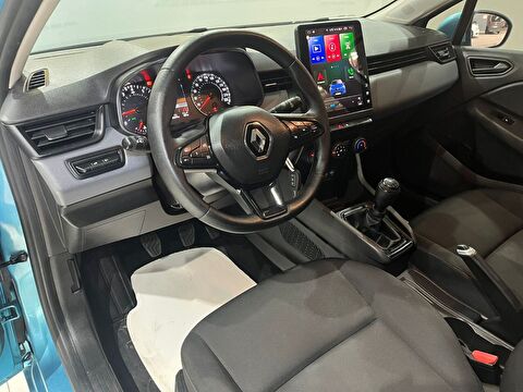 2022 Benzin Manuel Renault Clio Mavi Gürel Tasarım Aksesuar Otomotiv San. Tic. Ltd. Şti.