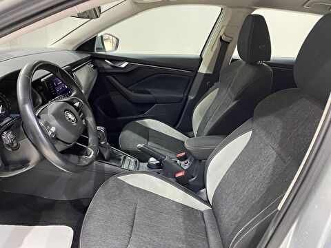 2023 Benzin Otomatik Skoda Scala Gümüş Gri Gürel Tasarım Aksesuar Otomotiv San. Tic. Ltd. Şti.
