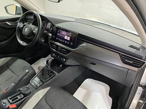 2023 Benzin Otomatik Skoda Scala Gümüş Gri Gürel Tasarım Aksesuar Otomotiv San. Tic. Ltd. Şti.