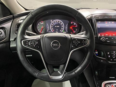 2015 Dizel Otomatik Opel Insignia Beyaz Gürel Tasarım Aksesuar Otomotiv San. Tic. Ltd. Şti.