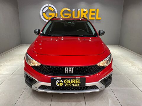 2023 Benzin Manuel Fiat Egea Cross Kırmızı Gürel Tasarım Aksesuar Otomotiv San. Tic. Ltd. Şti.