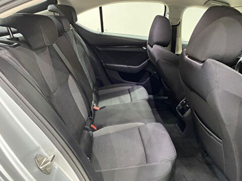 2022 Hybrid Otomatik Skoda Octavia Gümüş Gri Gürel Tasarım Aksesuar Otomotiv San. Tic. Ltd. Şti.