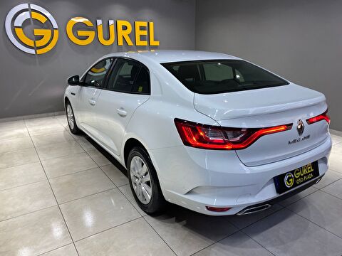 2022 Benzin Otomatik Renault Megane Beyaz Gürel Tasarım Aksesuar Otomotiv San. Tic. Ltd. Şti.