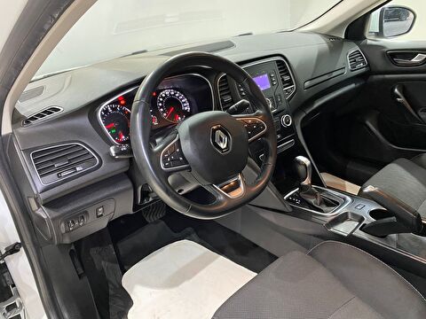 2022 Benzin Otomatik Renault Megane Beyaz Gürel Tasarım Aksesuar Otomotiv San. Tic. Ltd. Şti.