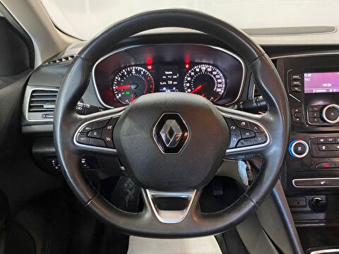 2022 Benzin Otomatik Renault Megane Beyaz Gürel Tasarım Aksesuar Otomotiv San. Tic. Ltd. Şti.